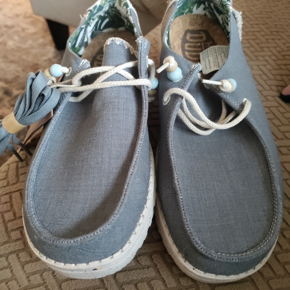 Hey Dude Wendy Fringe Shoes women's size 8